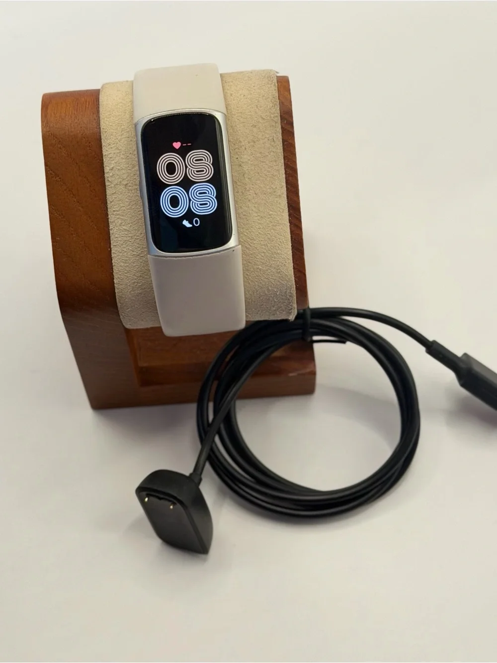 Fitbit Charge 6, Very Good, Charger Included, Tested, Latest Model